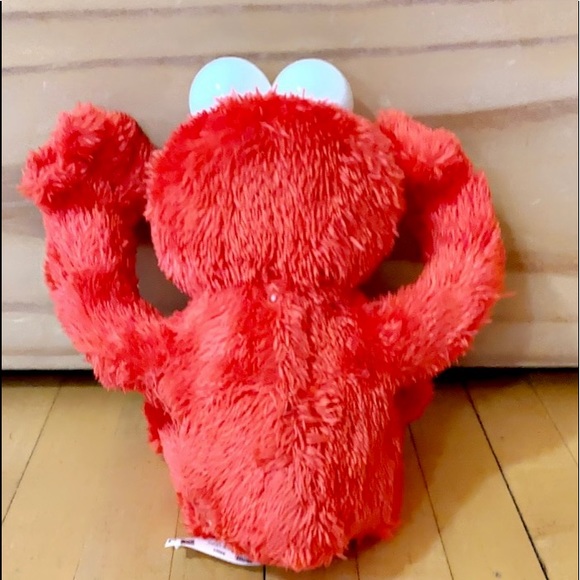 Sesame Street TALKING PEEK-A-BOO ELMO 12" Plush - Picture 5 of 6